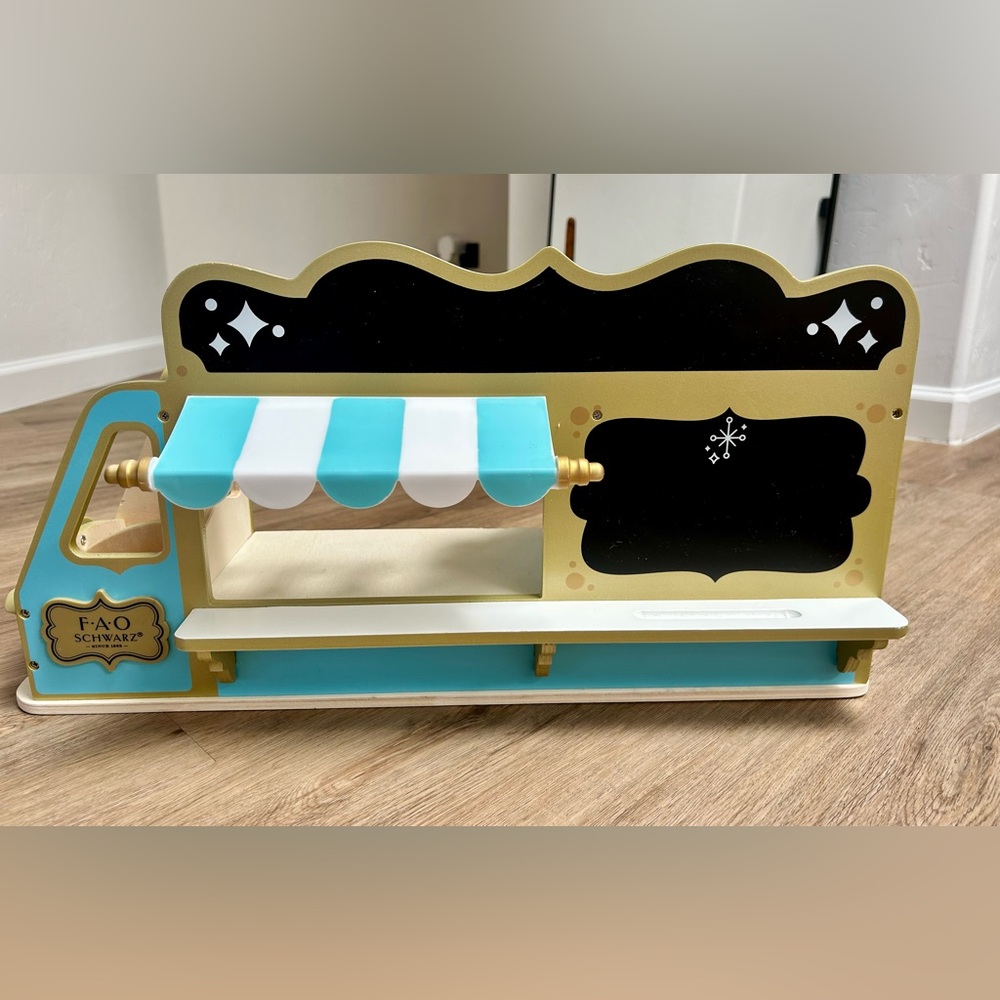 FAO Schwarz Dream Food Truck Playset Complete W/Awning